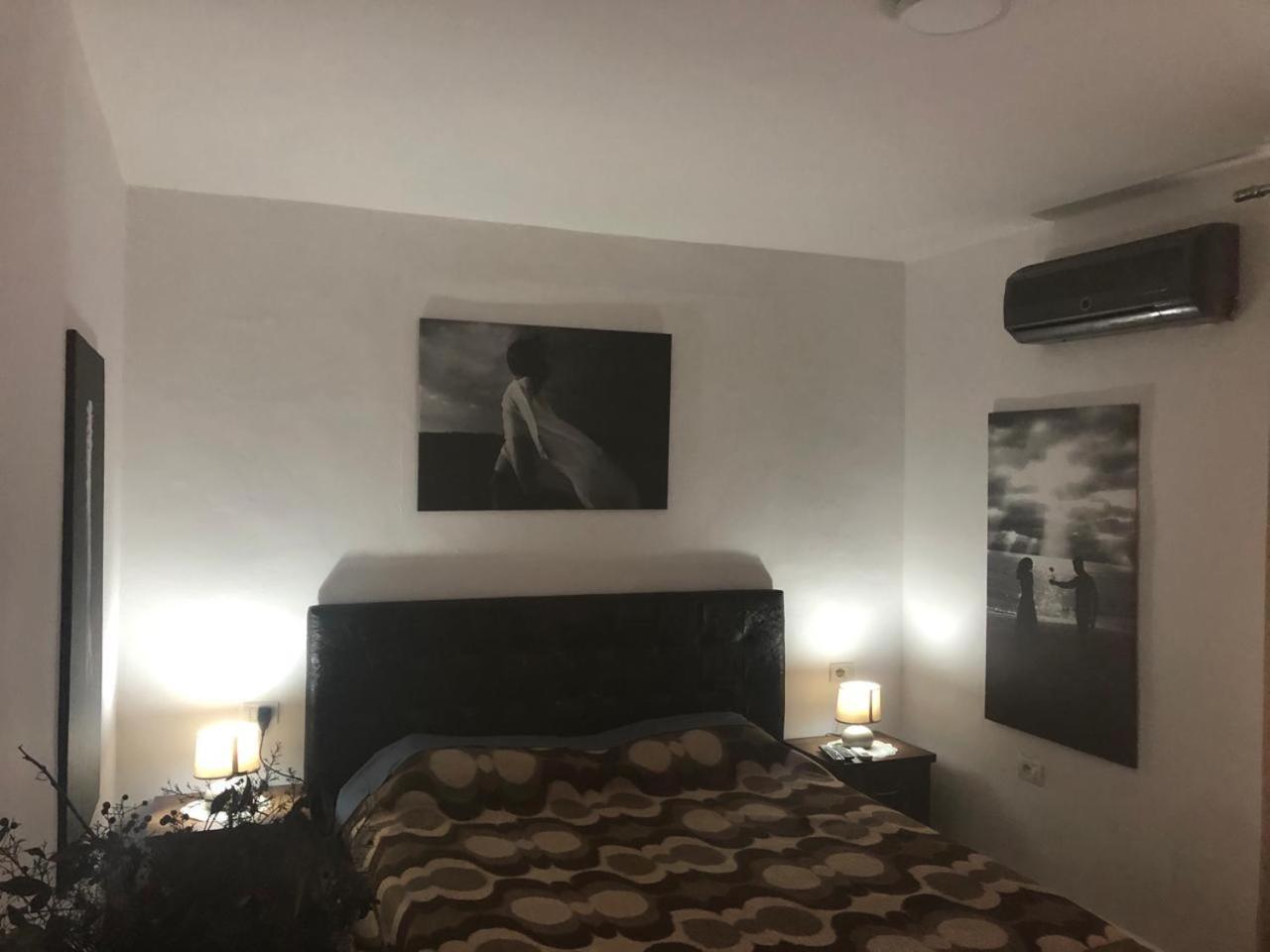 Relax & Chill Inn, In Center Of Appartement Tirana